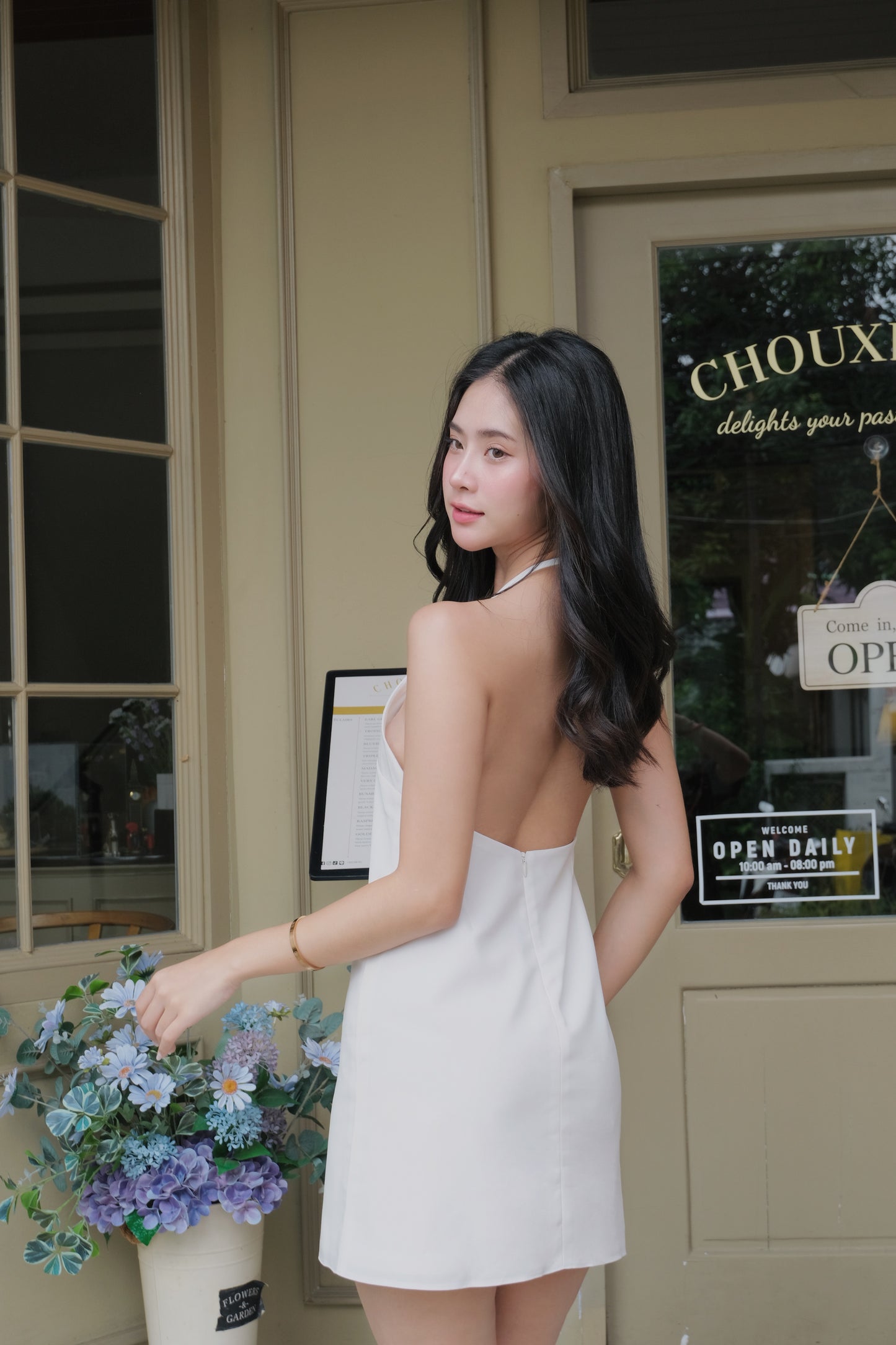 HALTER-NECK DRESS