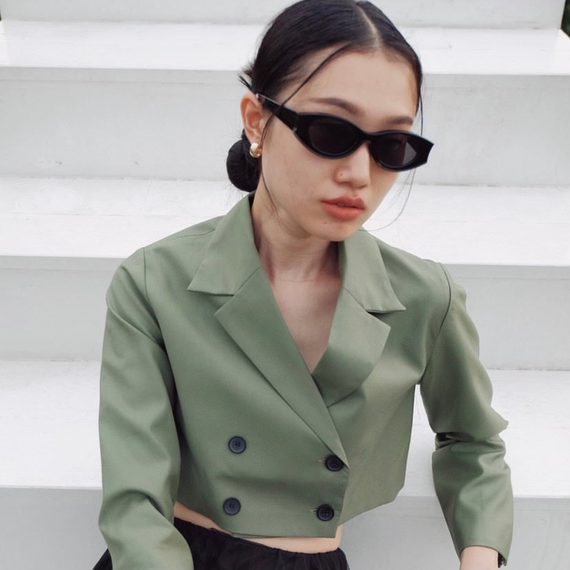 CARA CROP BLAZER